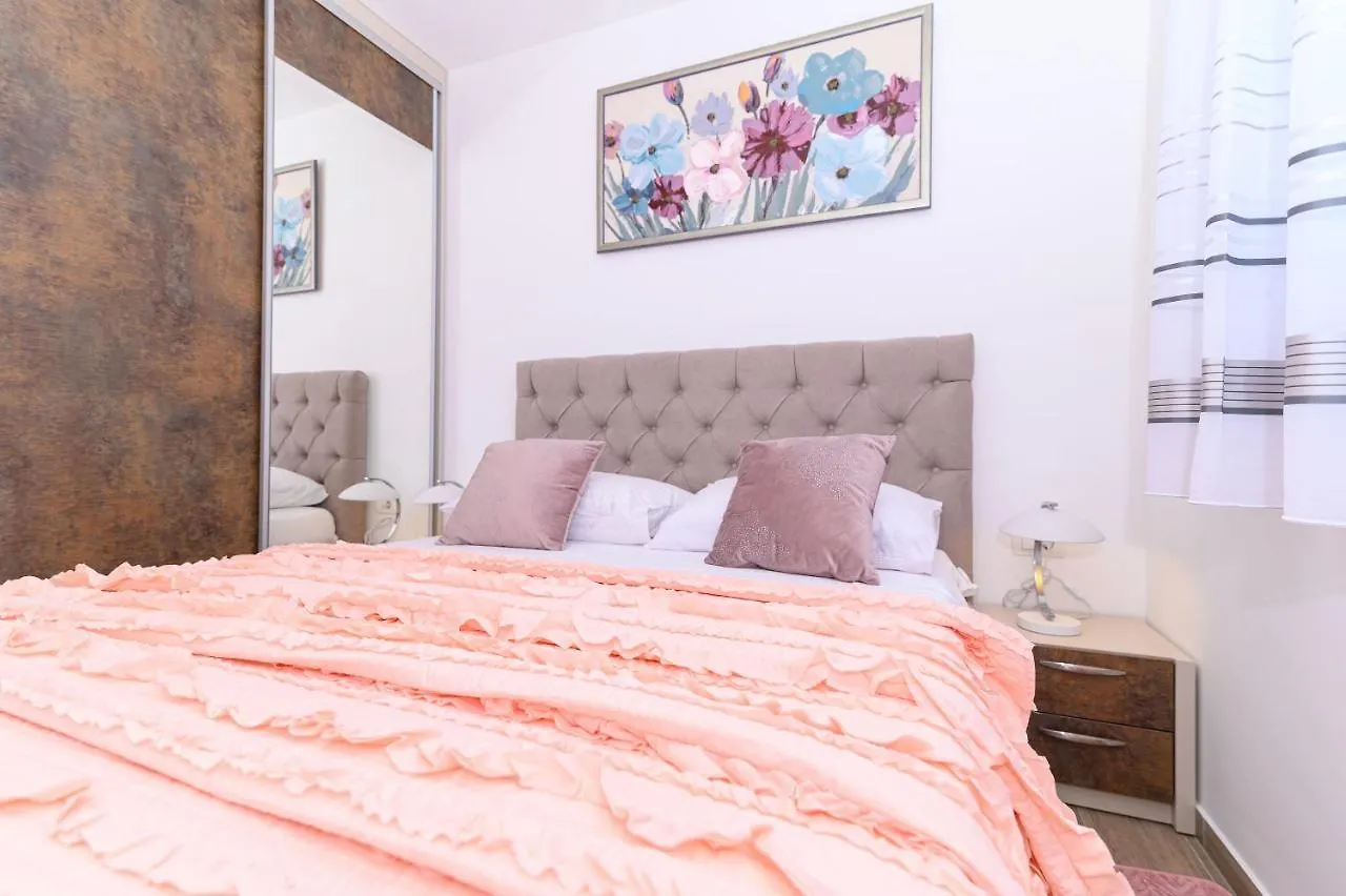Apartment Seaside Trogir Croatia