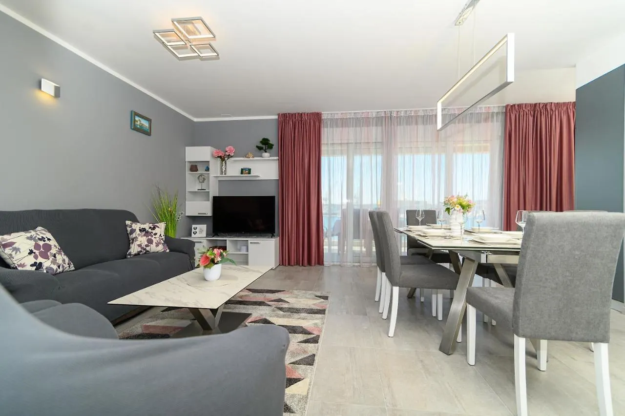 Apartment Seaside Trogir Croatia