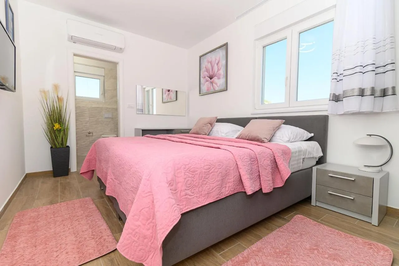 Apartment Seaside Trogir 0*,  Croatia