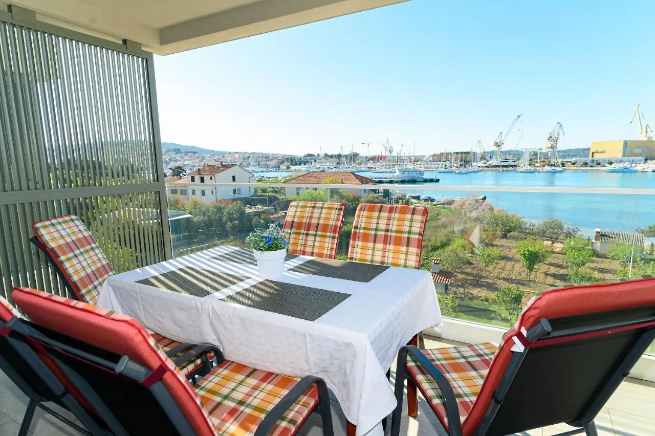 Apartment Seaside Trogir