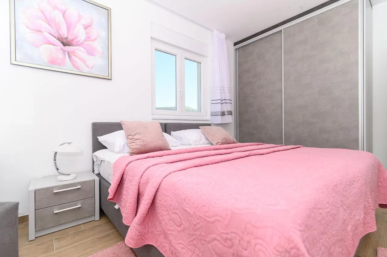 Apartment Seaside Trogir